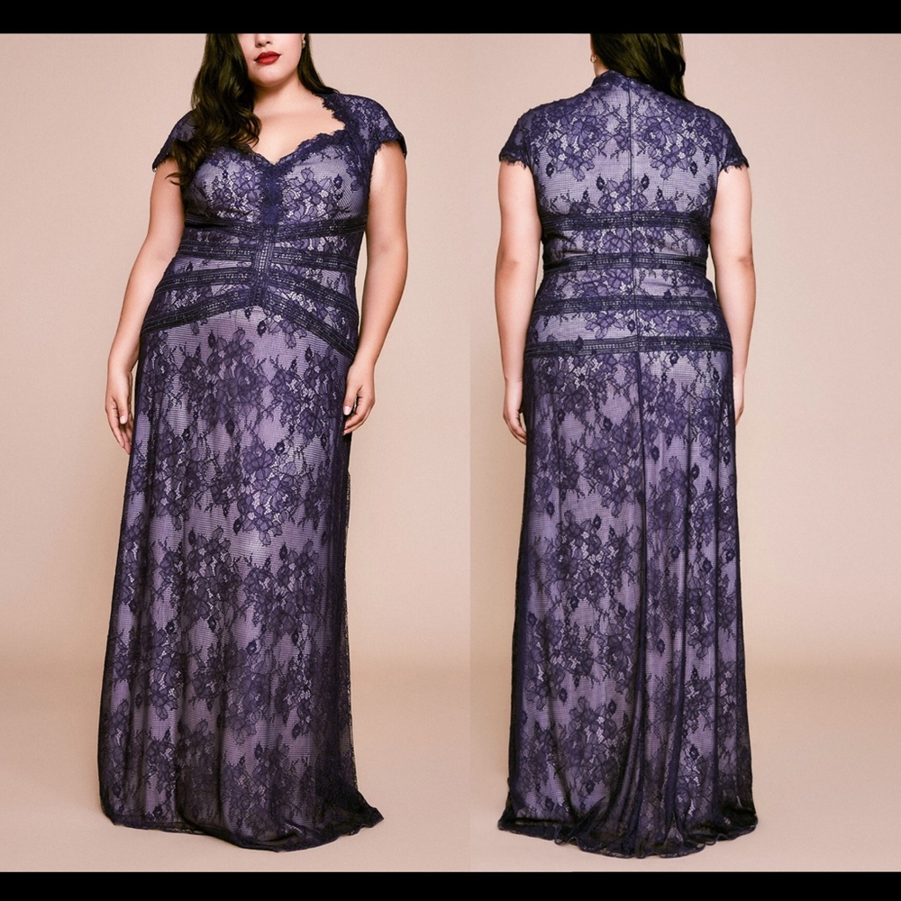 NEW $488 Tadashi Shoji Swanson Lace Gown in‎ Notte/Nude [PLUS SZ 16W ]